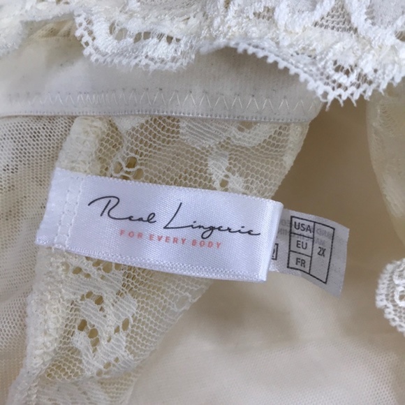 Oh la la Cheri Suzette Lace Teddy (Plus Size) - Picture 6 of 8